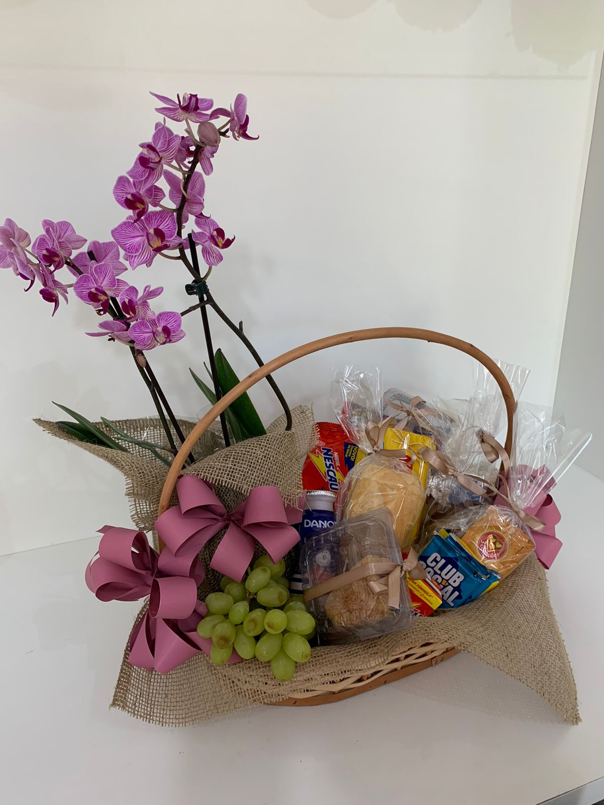 Cesta com Orquídea